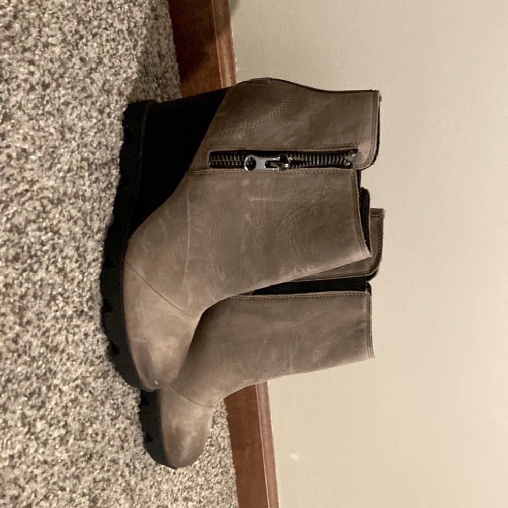 Women’s Sorel Ankle Boots